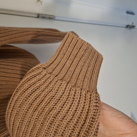 Babaton Women's Tan/Camel Guell Turtleneck Cropped Sweater (Size XS) - Picture 6 of 7